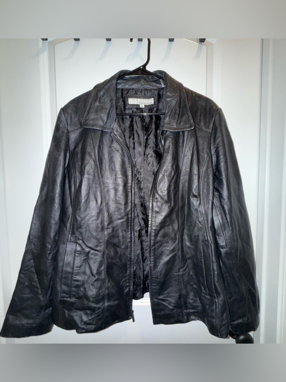 Wilsons Black Leather Jacket | Collared Zip Jacket | Women’s | XL